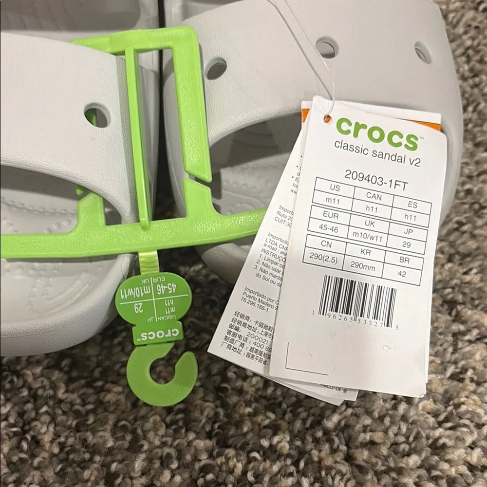 CROCS comfortable white